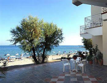 Ammos Stegna *
